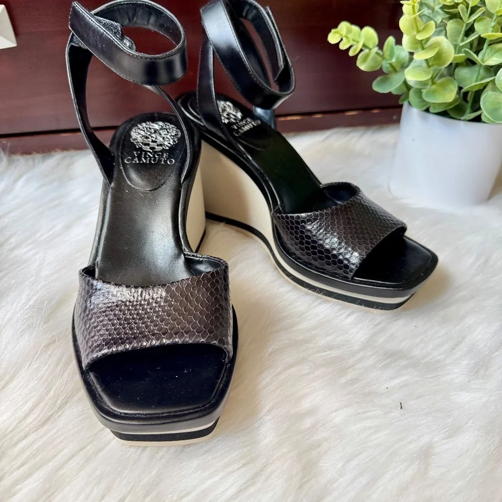Vince Camuto vince camuto